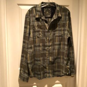 Men’s long sleeved Prana shirt